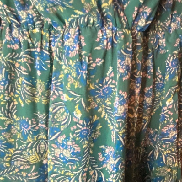 LULUS NWT Sleeveless Green Floral Tiered Ruffle Midi Dress, Size Medium - Picture 3 of 8